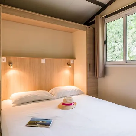 Lejlighedshotel Azureva 3*